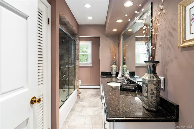 $750,000 | 523 Manchester Road, Yorktown Heights, NY 10598