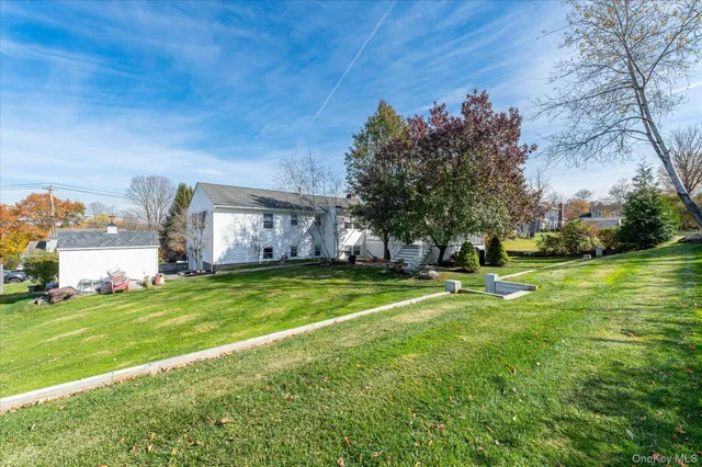 $750,000 | 523 Manchester Road, Yorktown Heights, NY 10598