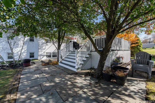 $750,000 | 523 Manchester Road, Yorktown Heights, NY 10598