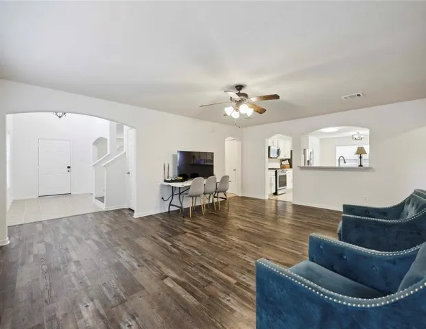 $289,990 | 4614 Bridgestone Path Drive, Spring, TX 77389