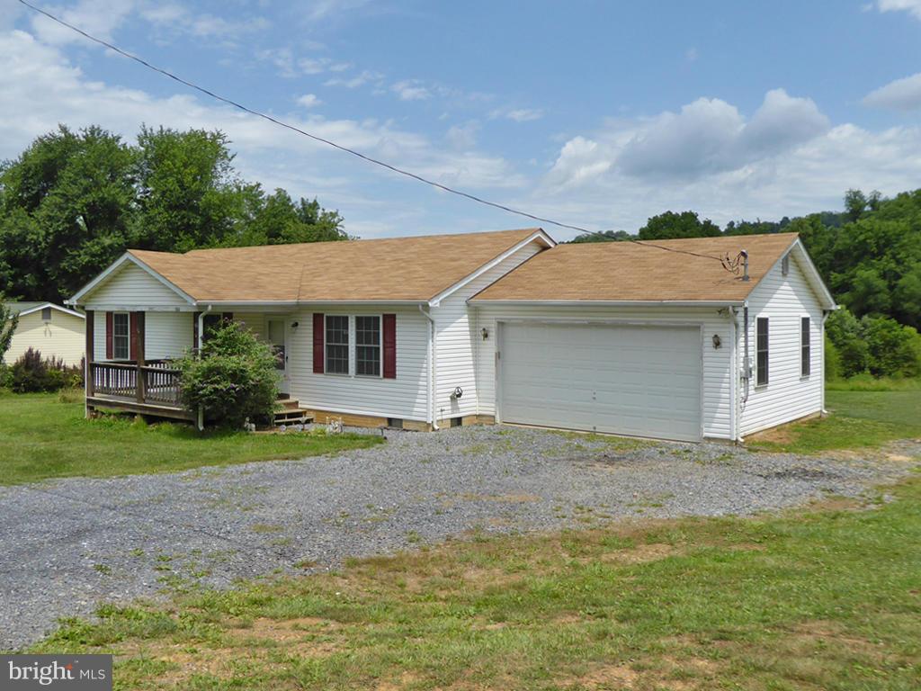 431 Creek Road Front Royal, VA 22630 - Photo 2 of 30 Exterior (Front)