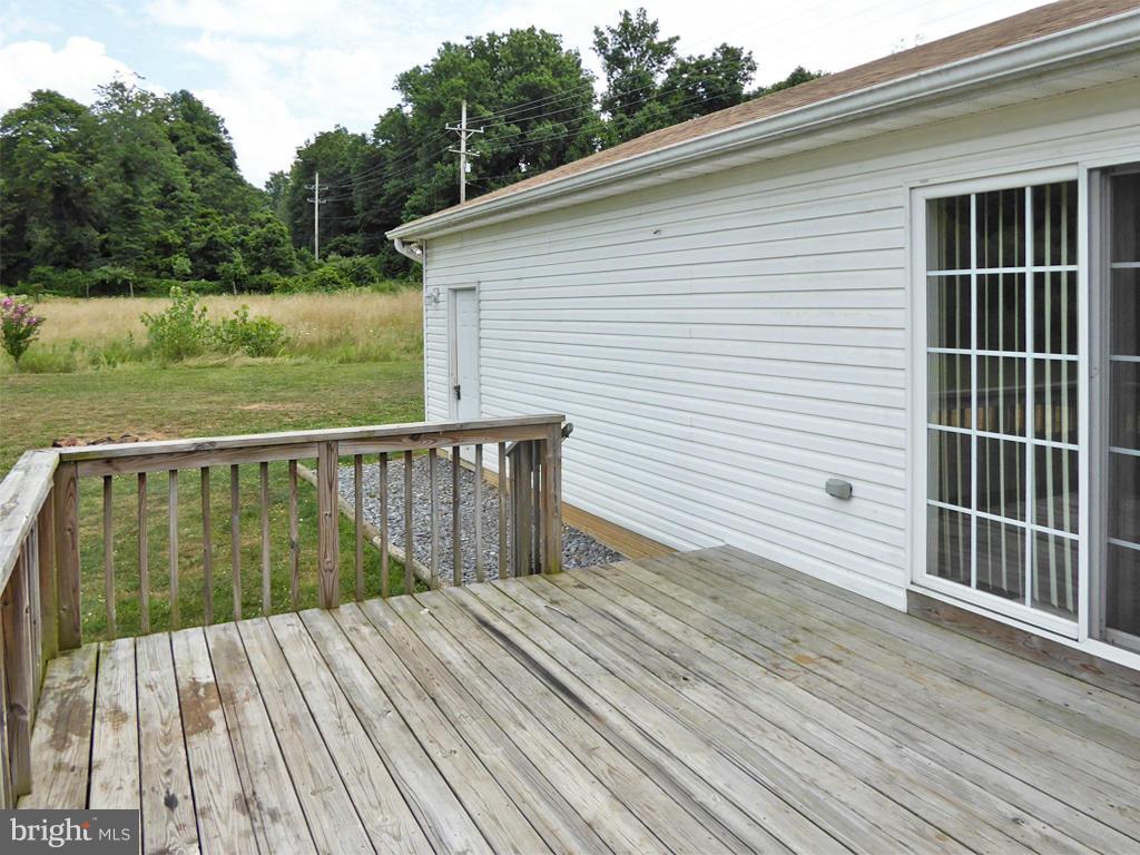 431 Creek Road Front Royal, VA 22630 - Photo 12 of 30 Exterior (Rear)