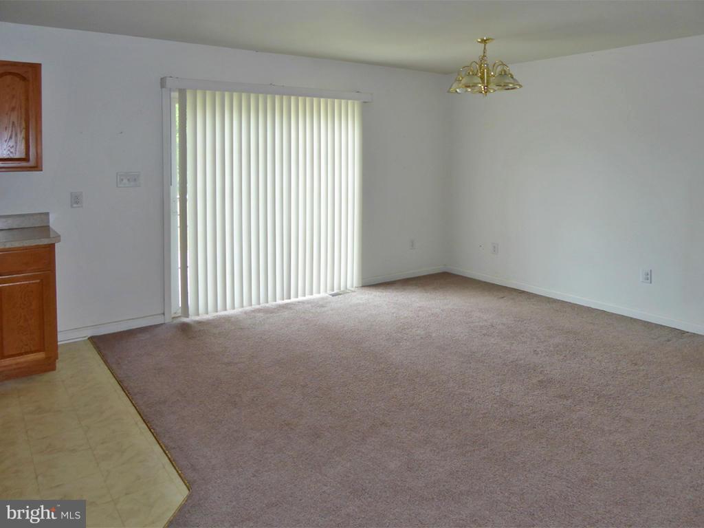 431 Creek Road Front Royal, VA 22630 - Photo 17 of 30 Dining Room