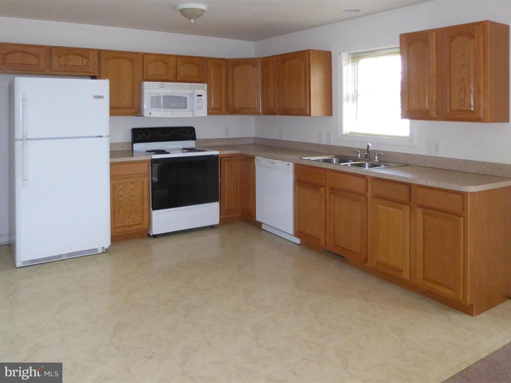 431 Creek Road Front Royal, VA 22630 - Photo 19 of 30 Kitchen