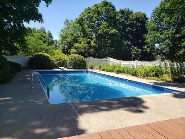 55 Park Road Chelmsford, MA 01824 - Photo 8 of 35 Gallery Image 8