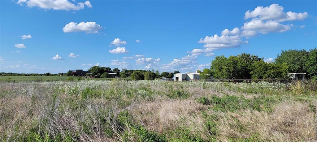 0 Co Road Kaufman, TX 75142 - Photo 8 of 18 a view of a yard in front of the house