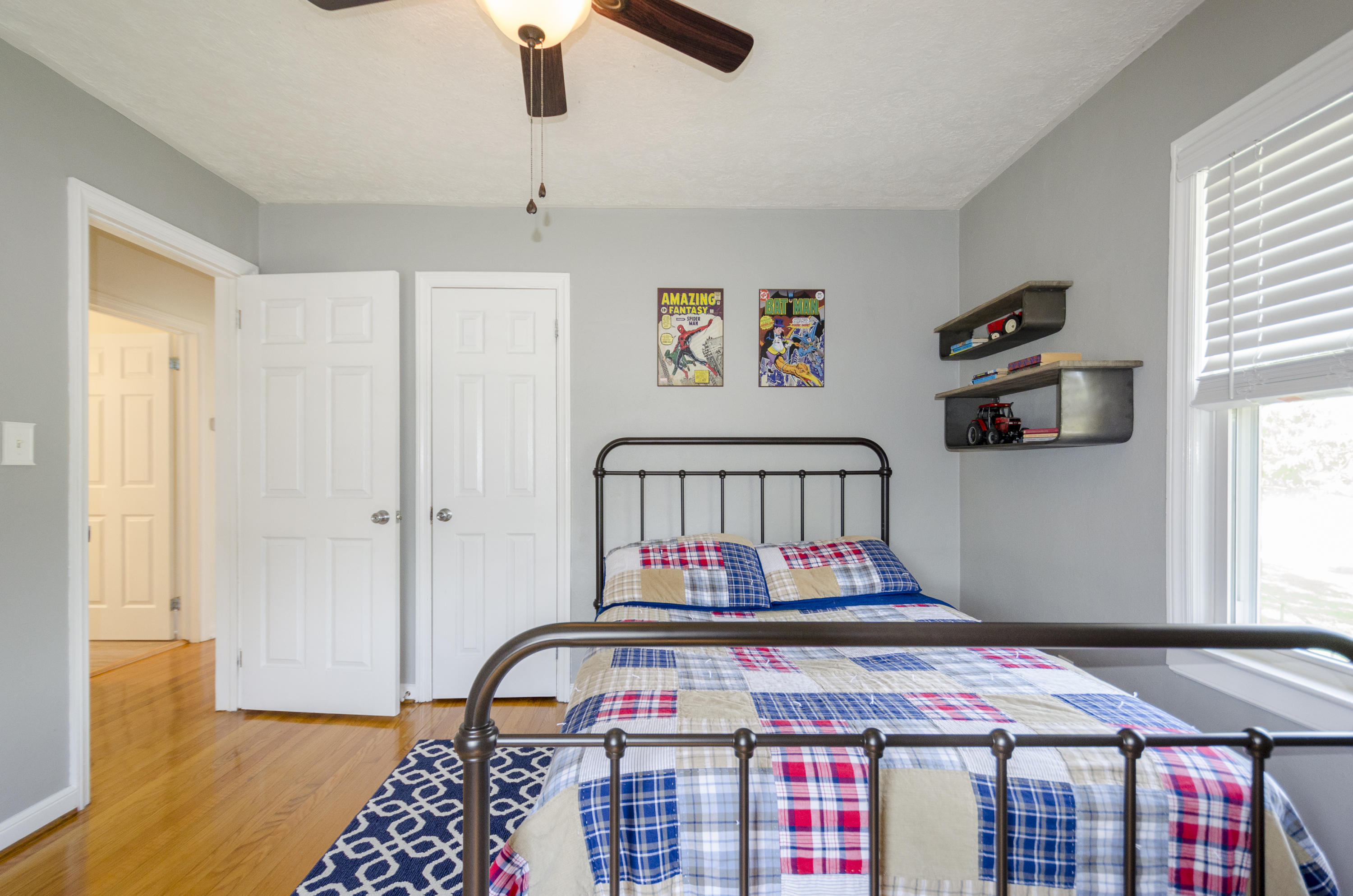 1527 Wilson Road Northwest Roanoke, VA 24017 - Photo 28 of 37 Bedroom 3