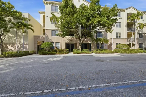 $245,000 | 4 Renaissance Way, Unit 110, Boynton Beach, FL 33426
