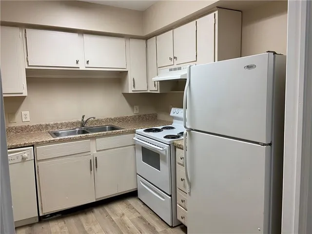 $1,060 | Undisclosed Address, Slidell, LA 70458