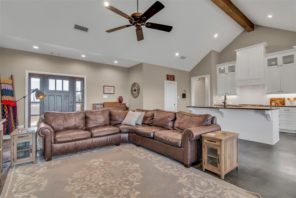 2415 Bucksnort Road Van Alstyne, TX 75495 - Photo 12 of 39