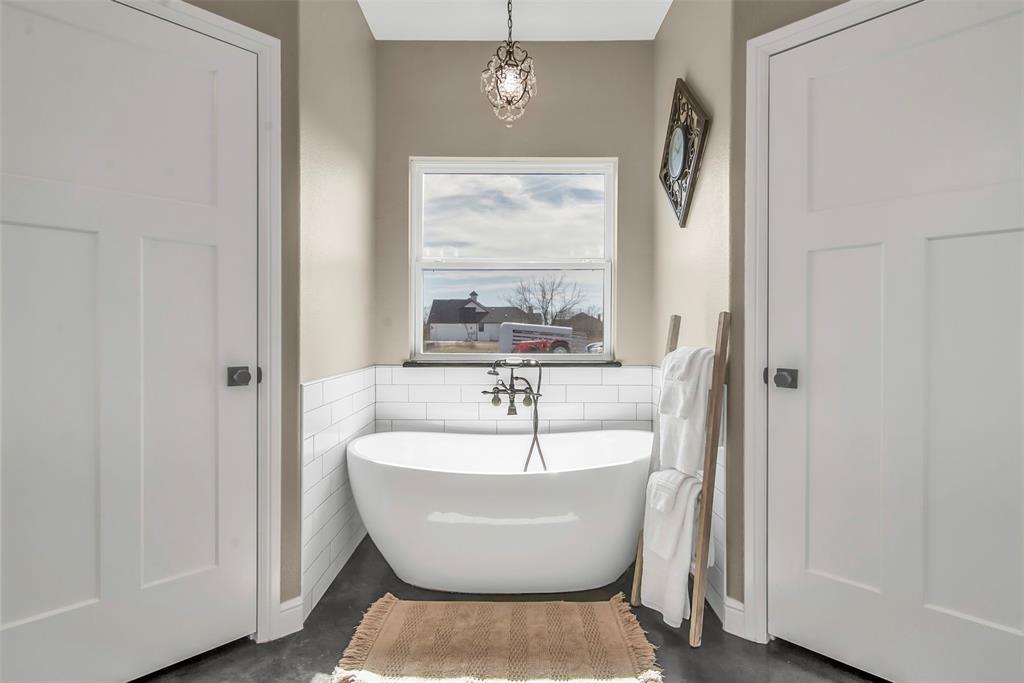 2415 Bucksnort Road Van Alstyne, TX 75495 - Photo 20 of 39