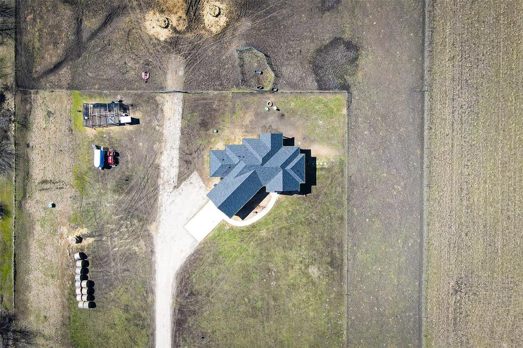 2415 Bucksnort Road Van Alstyne, TX 75495 - Photo 2 of 39