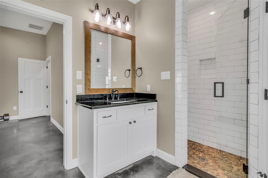 2415 Bucksnort Road Van Alstyne, TX 75495 - Photo 21 of 39