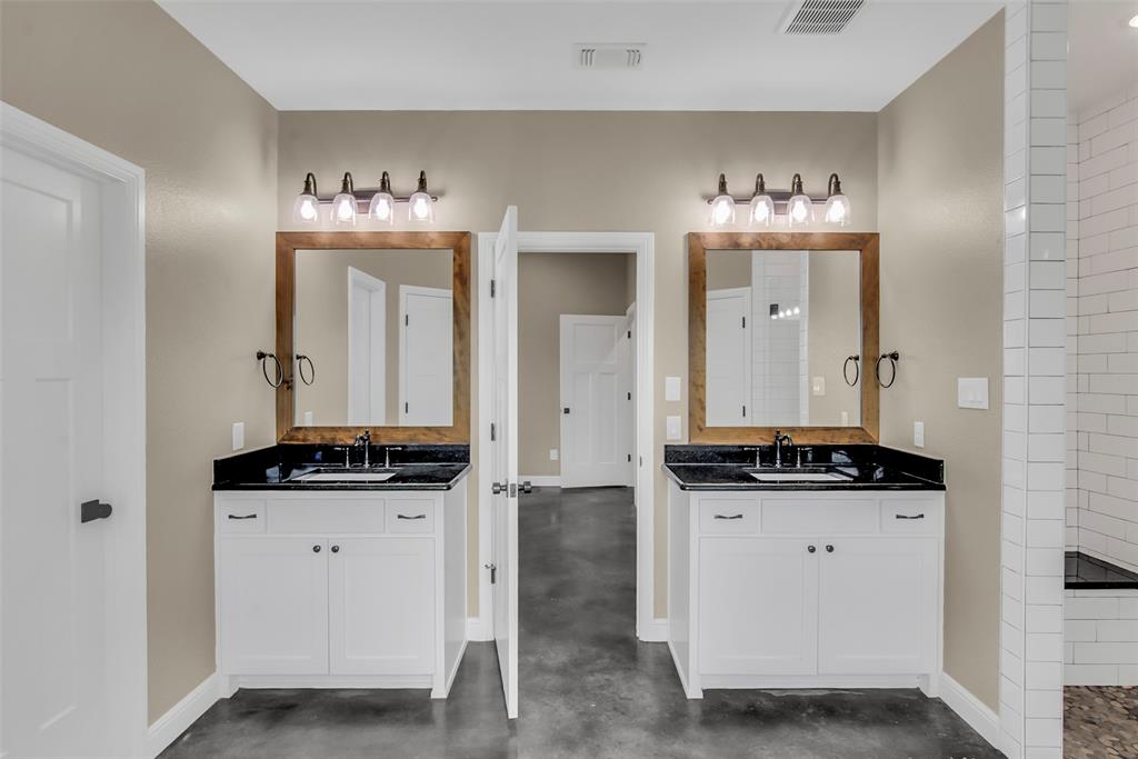 2415 Bucksnort Road Van Alstyne, TX 75495 - Photo 22 of 39