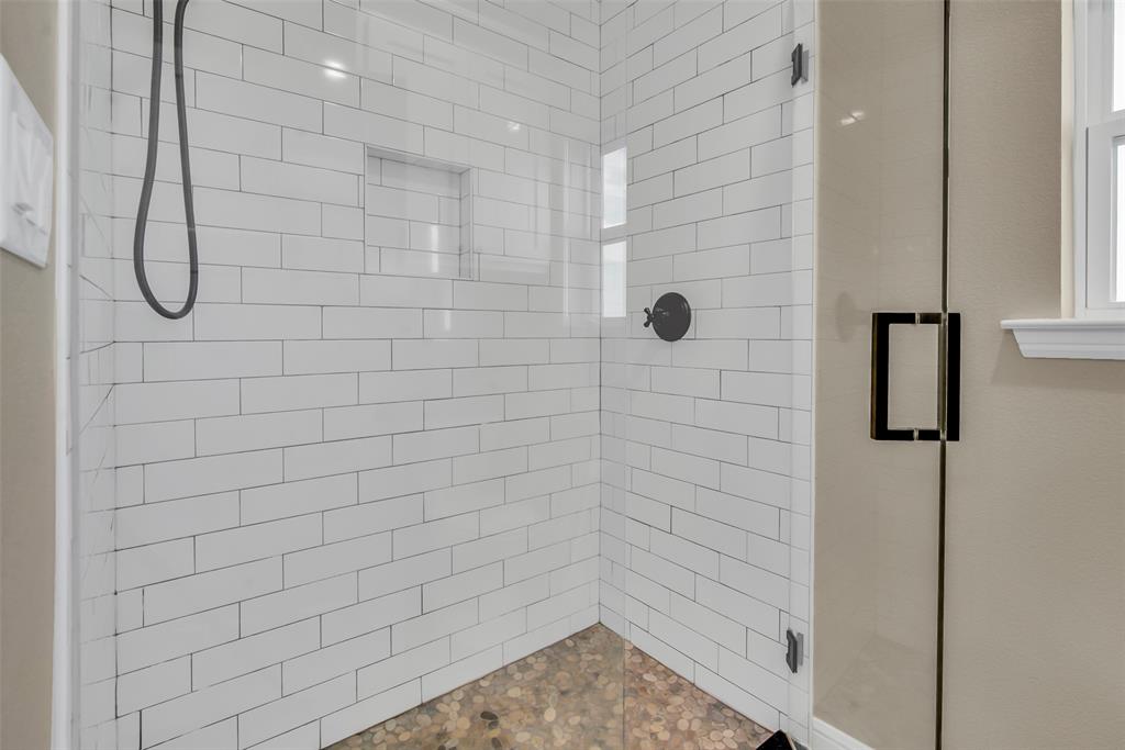 2415 Bucksnort Road Van Alstyne, TX 75495 - Photo 27 of 39