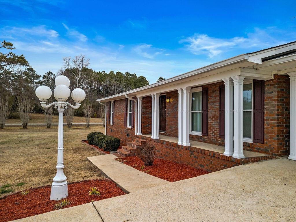 5423 3rd Street Jasper, AL 35504 - Photo 3 of 35 Gallery Image 3