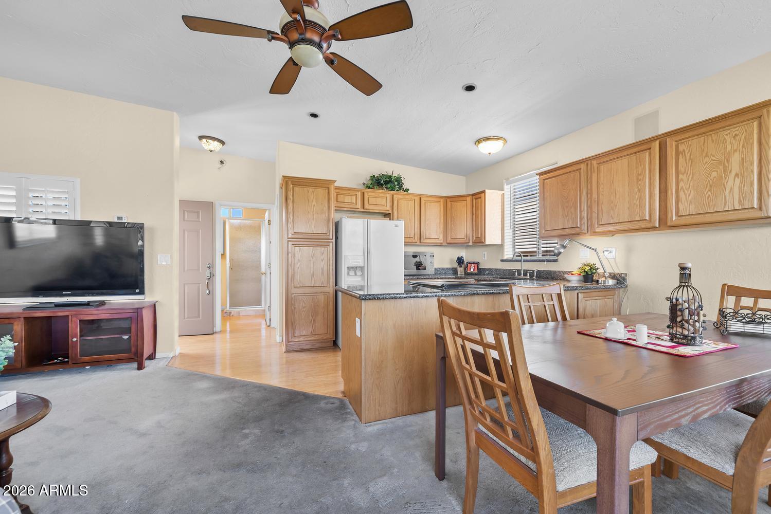 17200 West Bell Road, Unit 687 Surprise, AZ 85374 - Photo 3 of 24 012-023-HT Lot 68712-1500x1000
