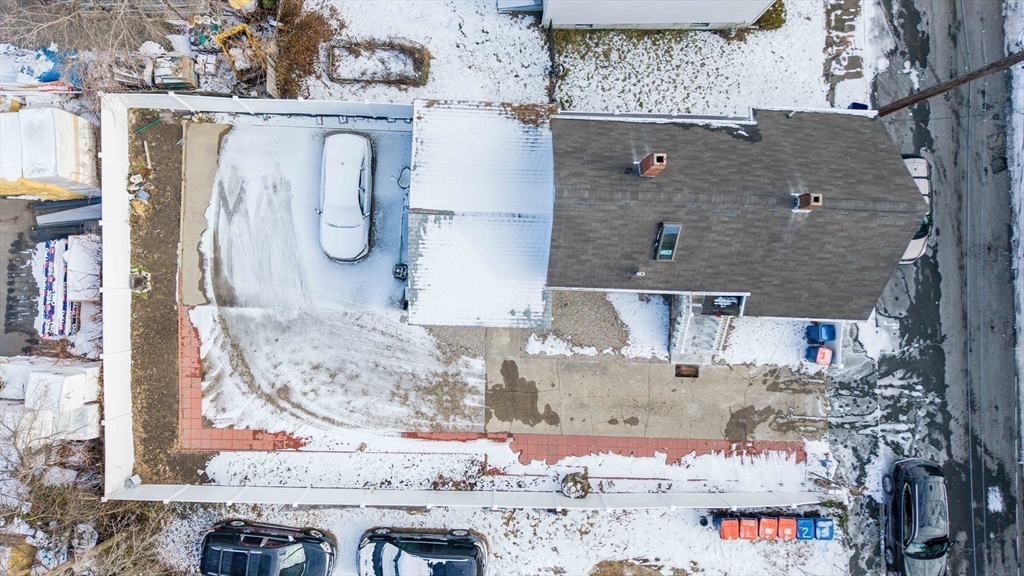 9 Clark Street New Bedford, MA 02740 - Photo 4 of 16