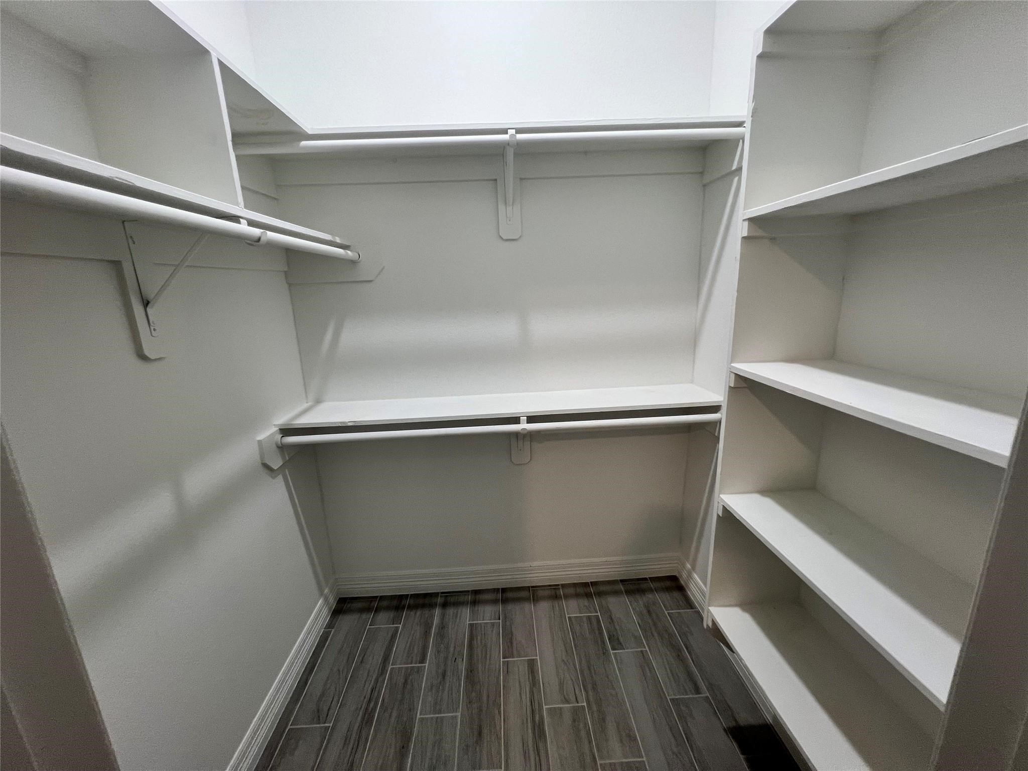 3407 Sakowitz Street, Unit B Houston, TX 77026 - Photo 19 of 23 a close view of closet