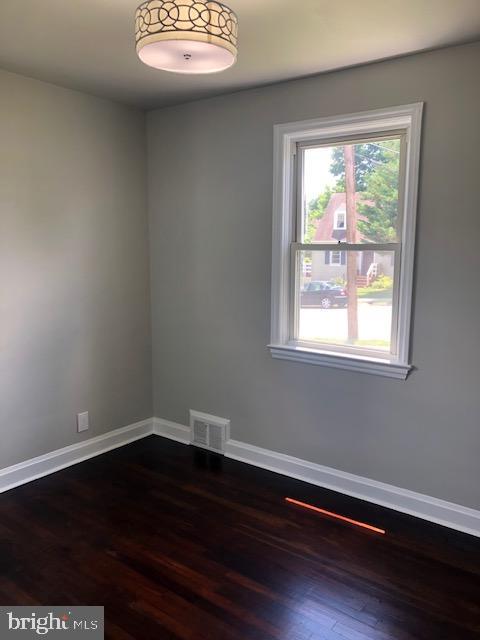 1008 Columbia Road Hagerstown, MD 21742 - Photo 12 of 24 Gallery Image 12