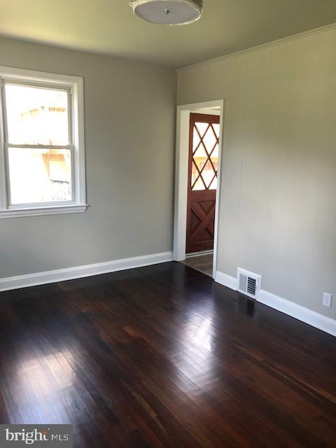 1008 Columbia Road Hagerstown, MD 21742 - Photo 3 of 24 Gallery Image 3