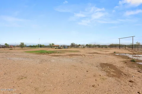 $625,000 | 32011 North 225th Drive, Wittmann, AZ 85361