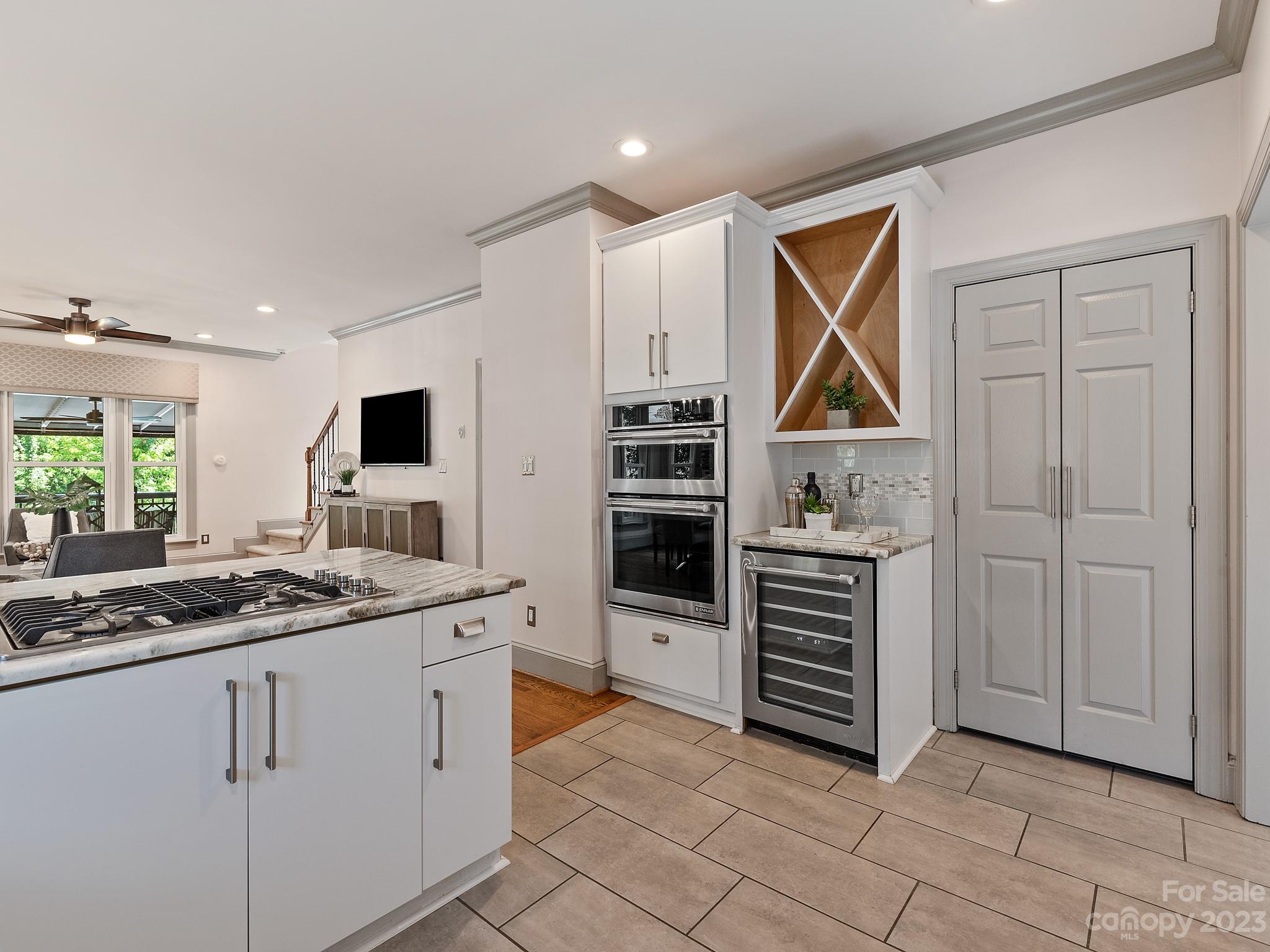 684 Beacon Knoll Lane Fort Mill, SC 29708 - Photo 20 of 46 a kitchen that has a cabinets and white appliances