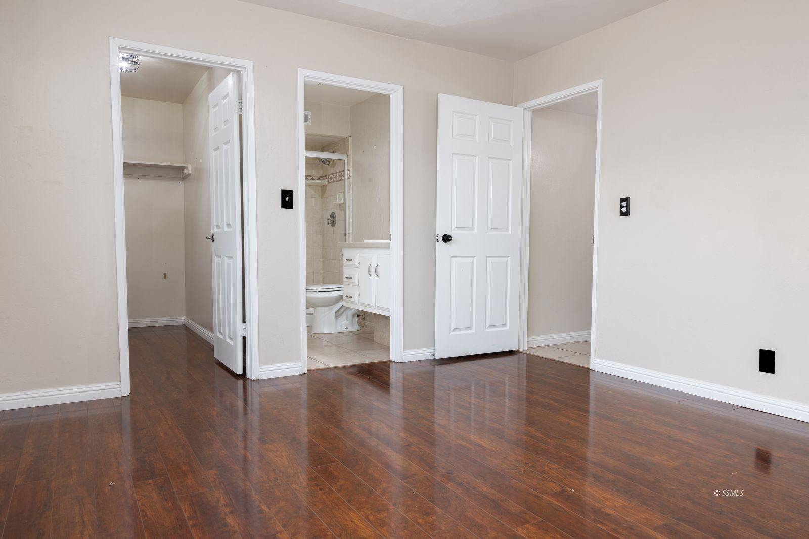 321 Mari Court Ridgecrest, CA 93555 - Photo 18 of 26 a view of a hallway with wooden floor