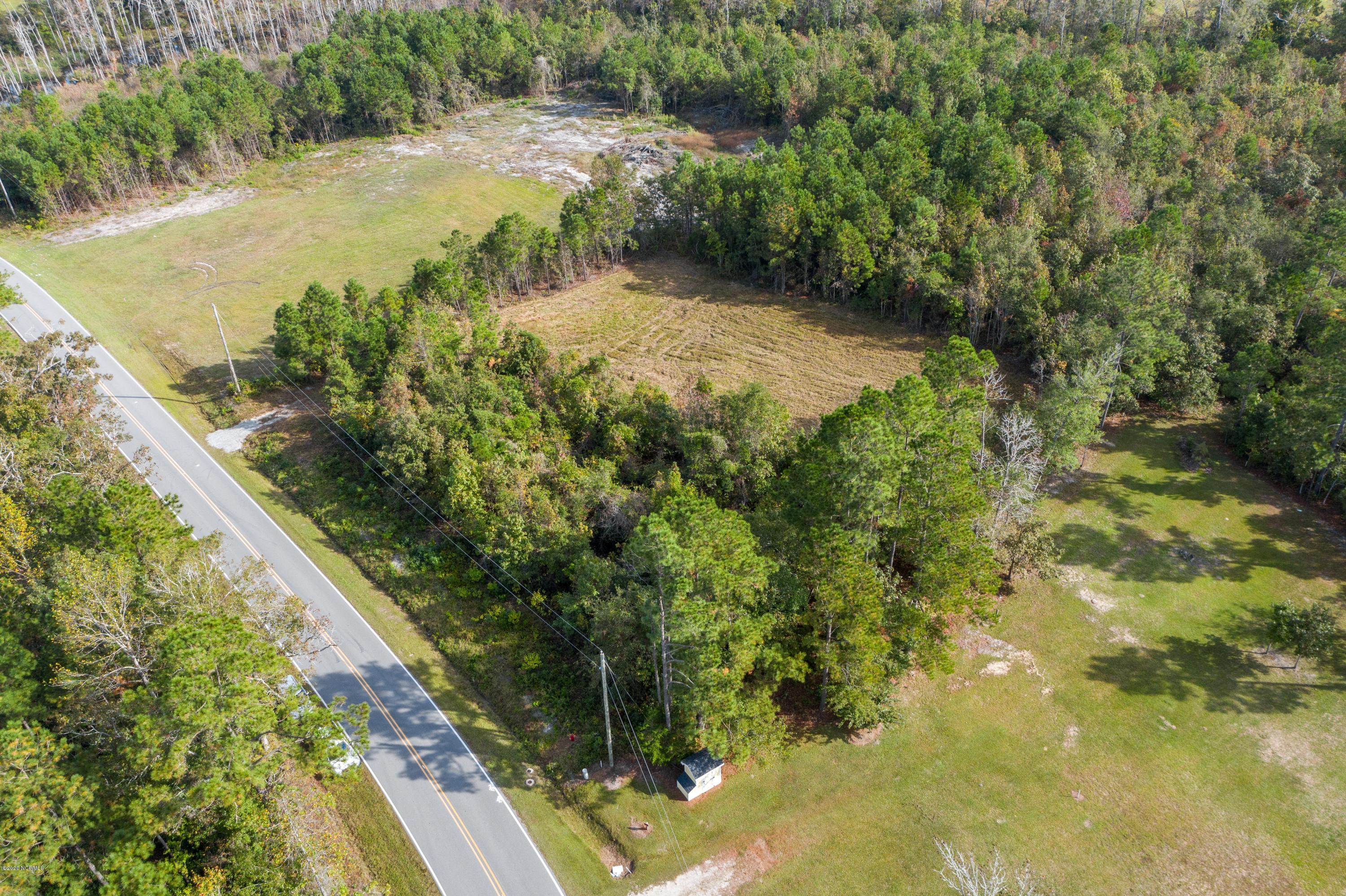 880 West Firetower Road Swansboro, NC 28584 - Photo 15 of 30 880 W. Firetower Rd-15