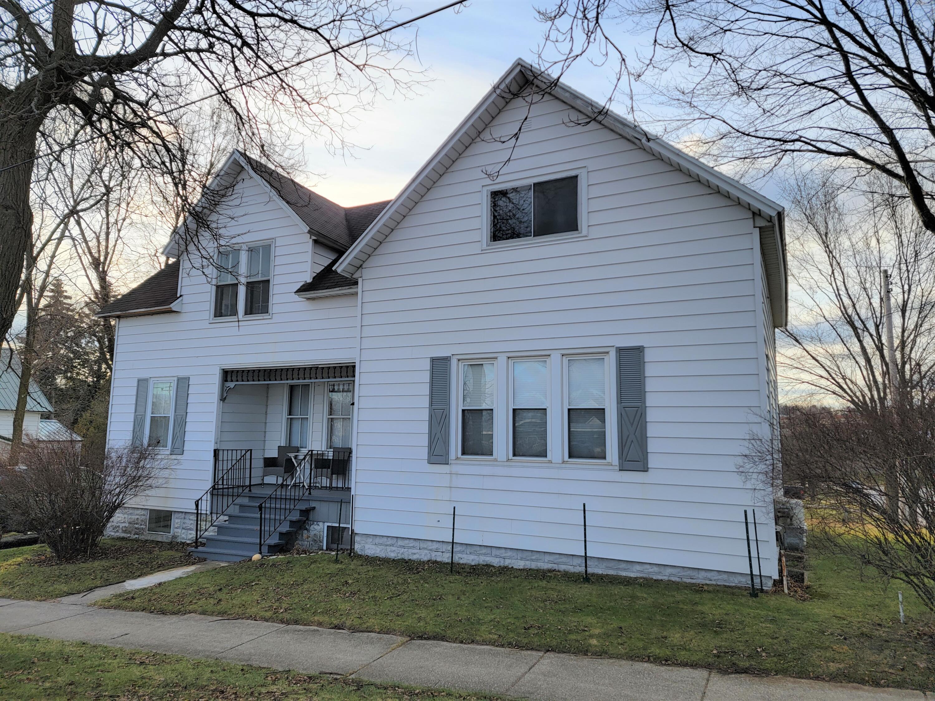 239 10th Street, Unit 2 Manistee, MI 49660 - Photo 27 of 27 Exterior