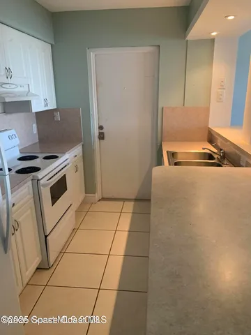 $1,250 | 8401 North Atlantic Avenue, Unit A12, Cape Canaveral, FL 32920