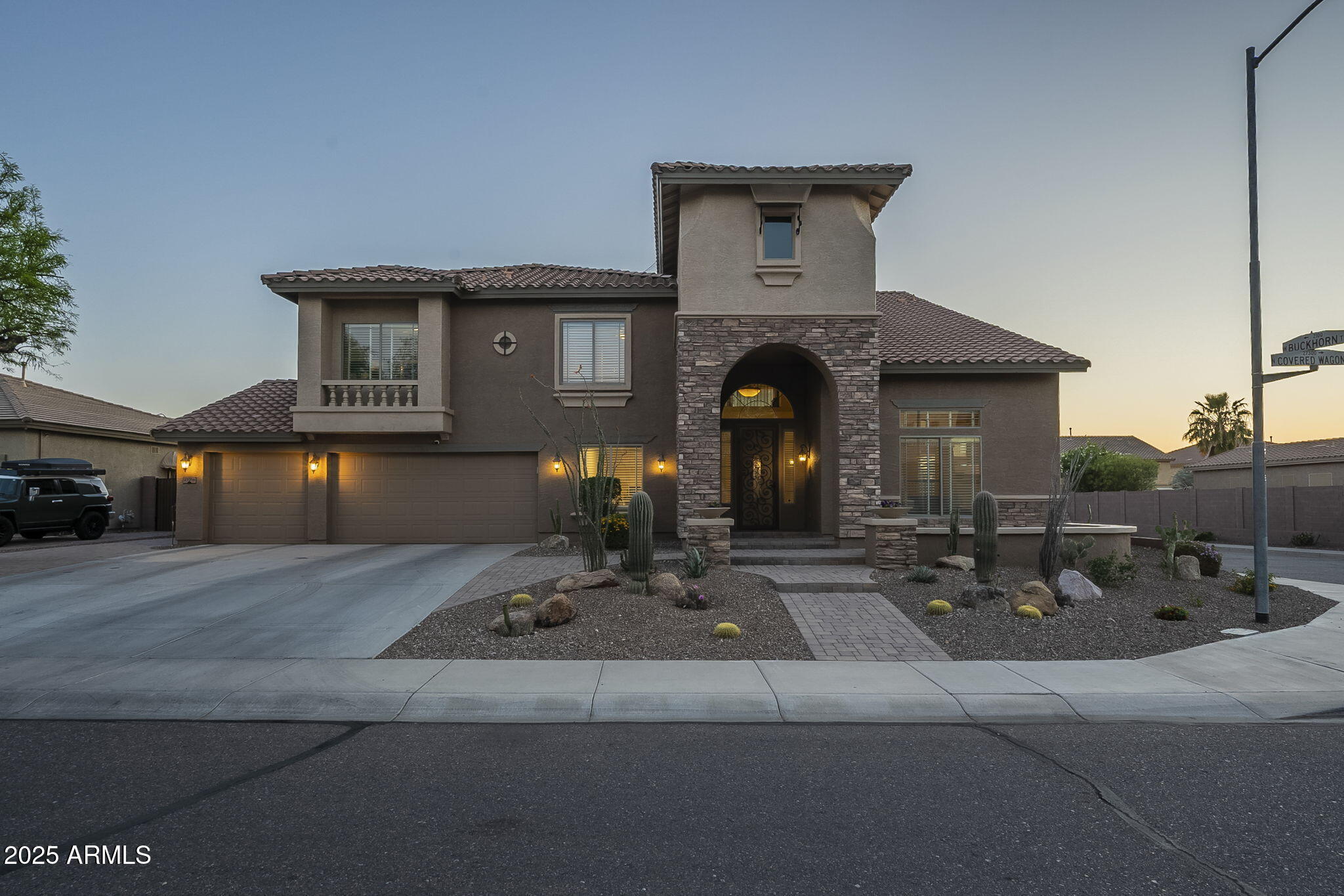 27316 North Covered Wagon Road Phoenix, AZ 85085 - Photo 13 of 105 Home
