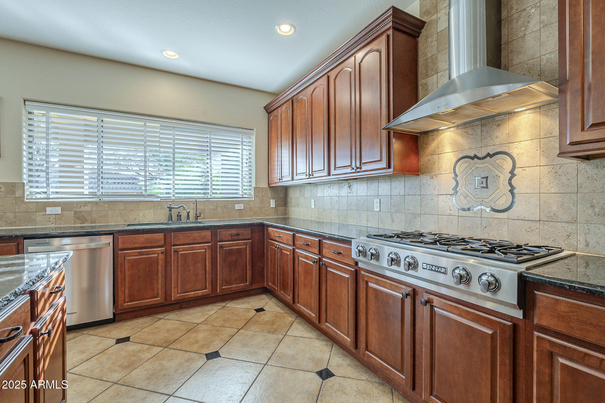 27316 North Covered Wagon Road Phoenix, AZ 85085 - Photo 30 of 105 Kitchen