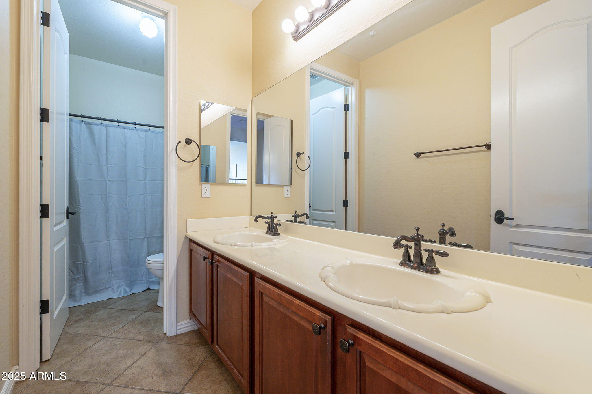 27316 North Covered Wagon Road Phoenix, AZ 85085 - Photo 58 of 105 Guest Bath