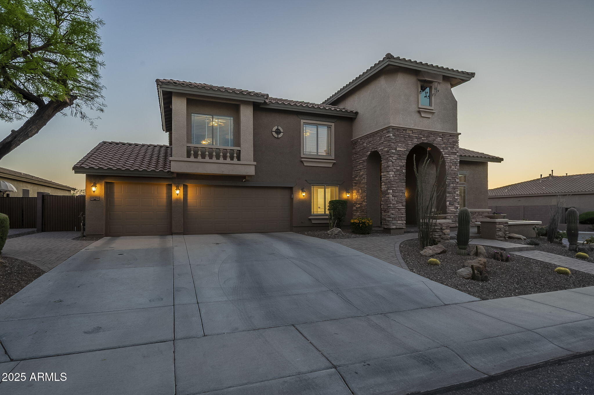 27316 North Covered Wagon Road Phoenix, AZ 85085 - Photo 81 of 105 Home