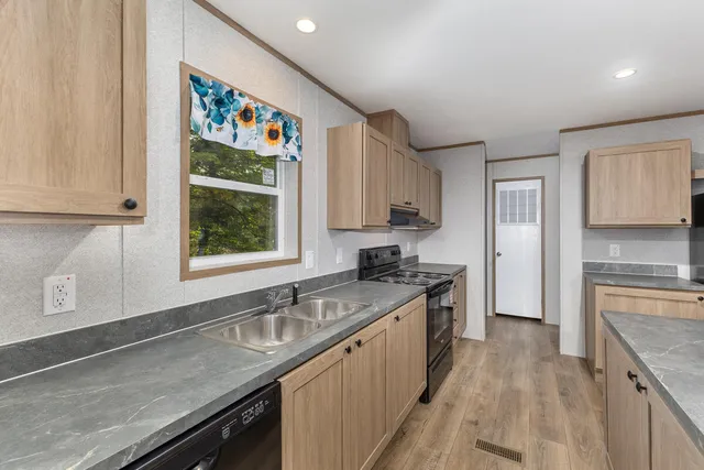 $274,900 | 5265 Huck Drive, Sheridan, MI 48884