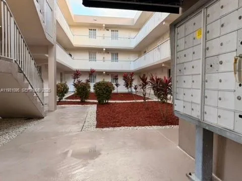 $2,085 | 6115 Northwest 186th Street, Unit 312, Hialeah, FL 33015