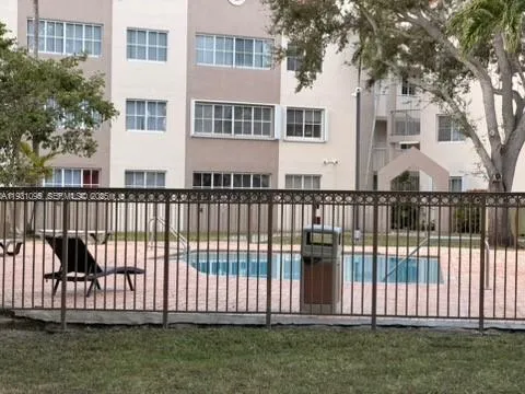 $2,085 | 6115 Northwest 186th Street, Unit 312, Hialeah, FL 33015