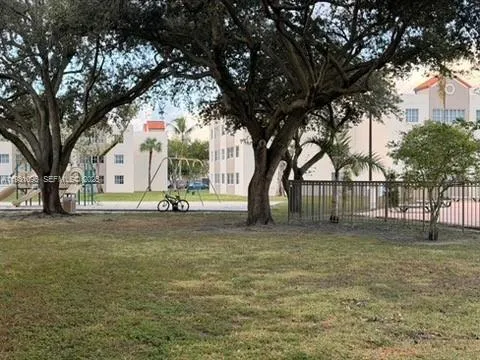 $2,085 | 6115 Northwest 186th Street, Unit 312, Hialeah, FL 33015