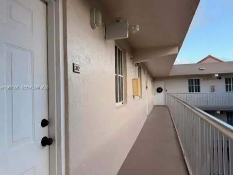 $2,085 | 6115 Northwest 186th Street, Unit 312, Hialeah, FL 33015