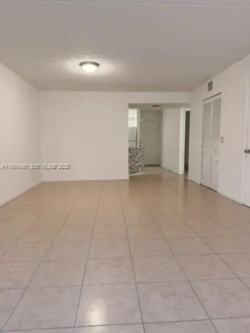 $2,085 | 6115 Northwest 186th Street, Unit 312, Hialeah, FL 33015