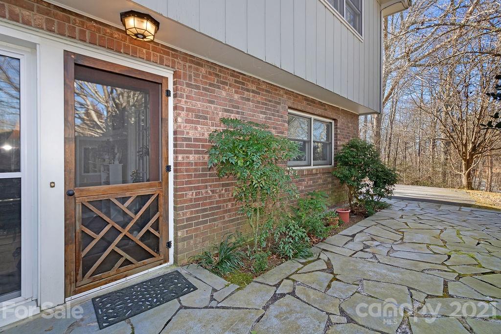 25 Slick Rock Road Brevard, NC 28712 - Photo 22 of 38 Gallery Image 22