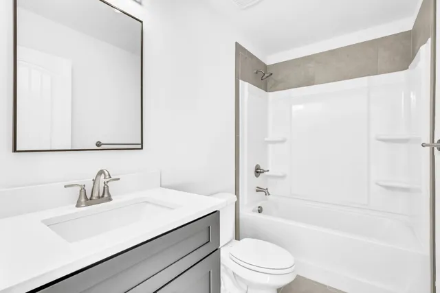 $504,900 | 358 Kingland Lane, Clarksville, TN 37043