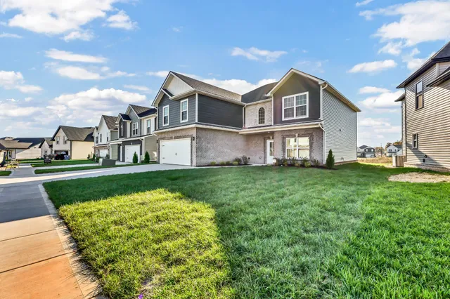 $504,900 | 358 Kingland Lane, Clarksville, TN 37043