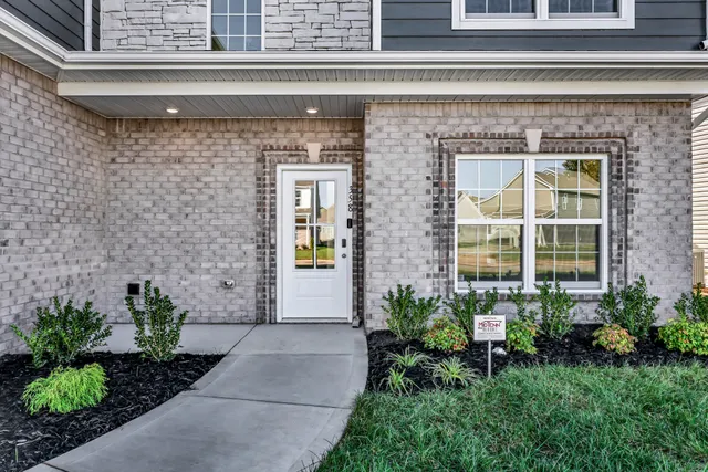 $504,900 | 358 Kingland Lane, Clarksville, TN 37043