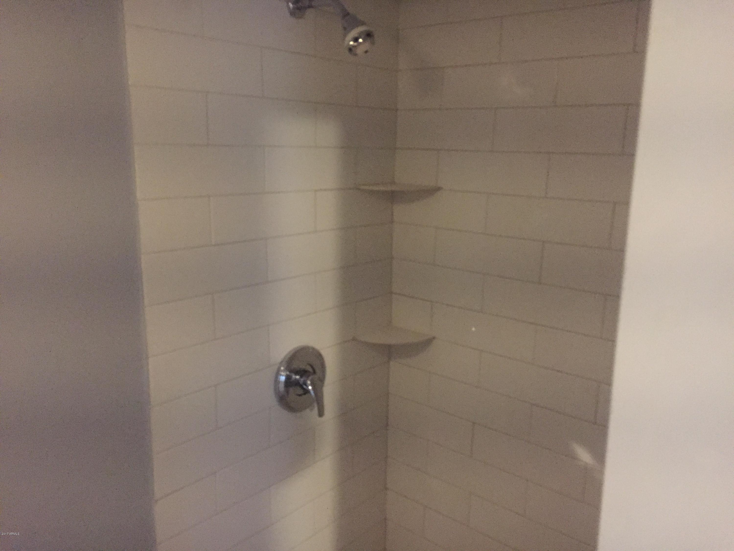 8630 West Mountain View Road Peoria, AZ 85345 - Photo 4 of 9 IMG_1435