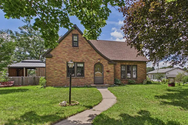 $275,000 | 513 5th Street, Gaylord, MN 55334