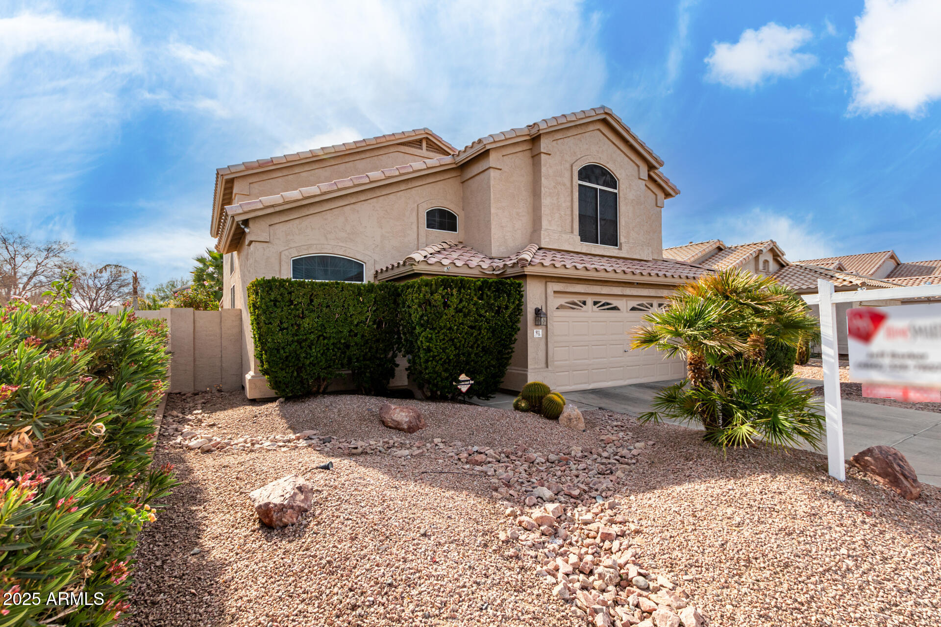 911 West Sandra Terrace Phoenix, AZ 85023 - Photo 3 of 36 03 Sandra Terrace