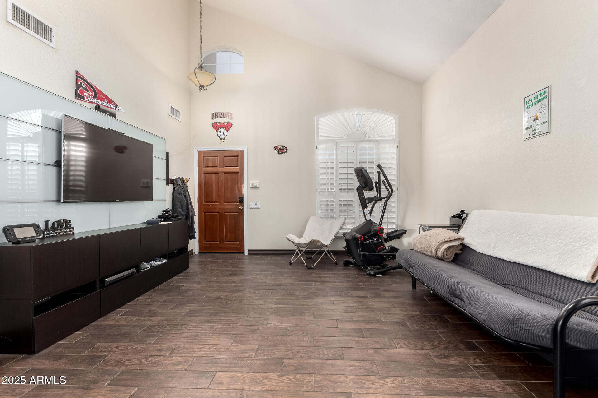 911 West Sandra Terrace Phoenix, AZ 85023 - Photo 5 of 36 09 Sandra Terrace