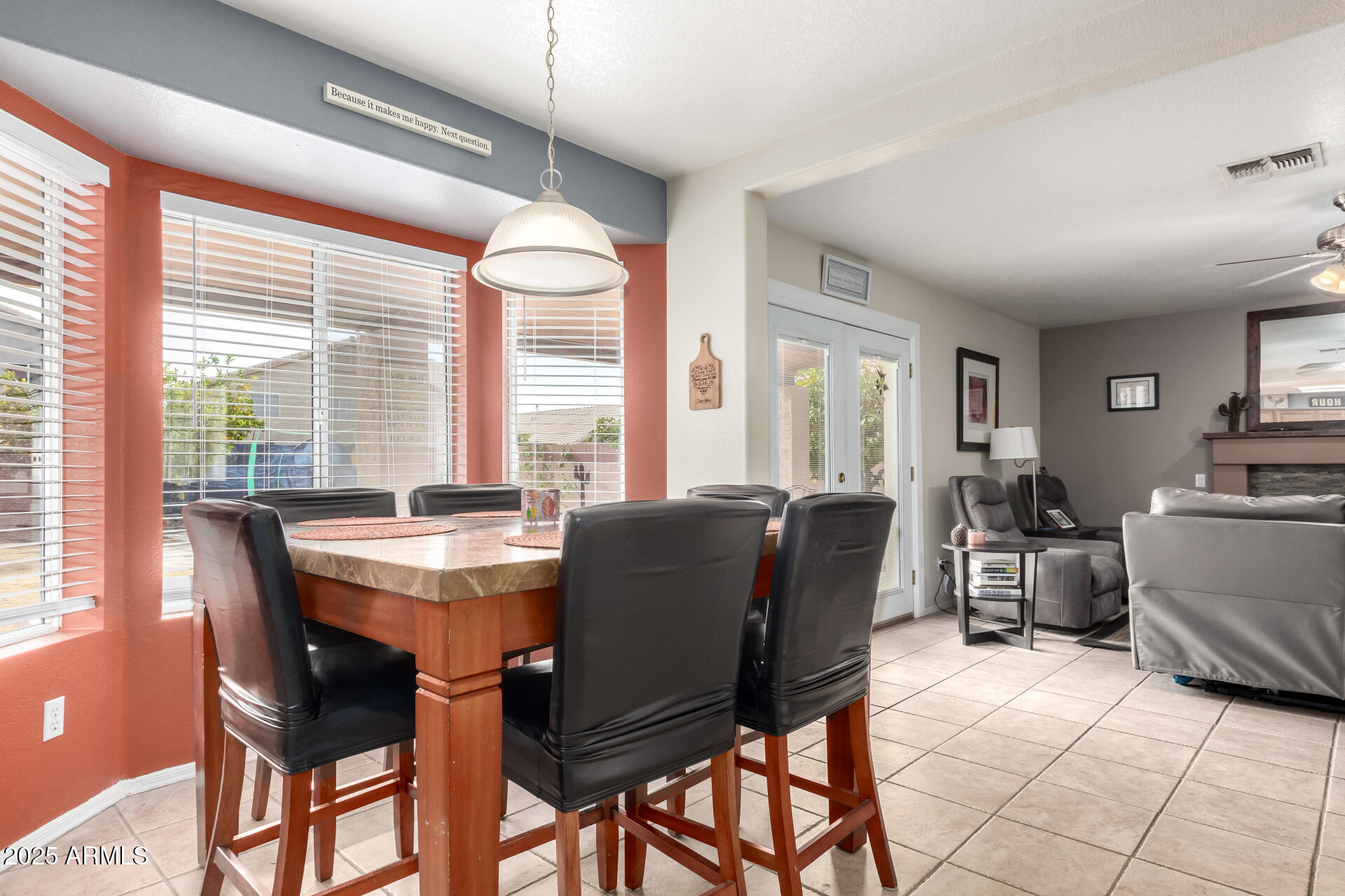 911 West Sandra Terrace Phoenix, AZ 85023 - Photo 9 of 36 13 Sandra Terrace